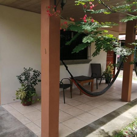 Cahuita Lodge Exteriör bild